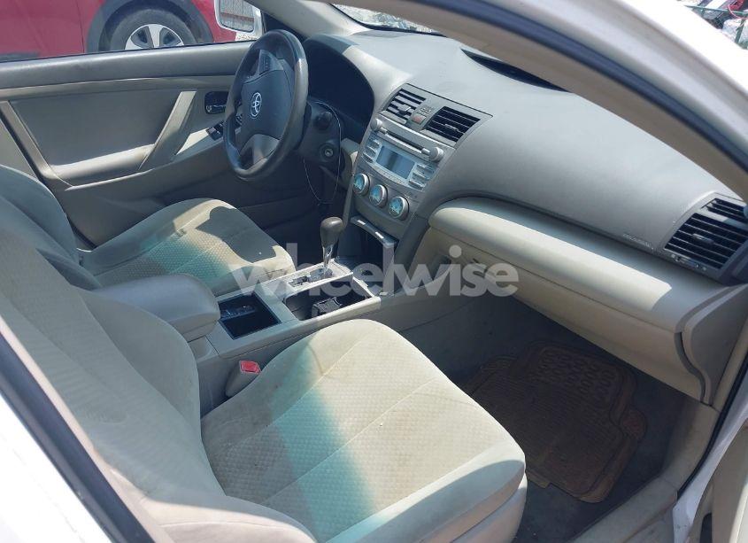 Photo 5 of 2009 Toyota Camry LE (VIN 4T4BE46K59R128252)