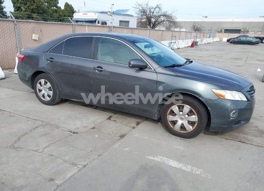 2008 Toyota Camry LE (VIN 4T4BE46K68R035304) main photo