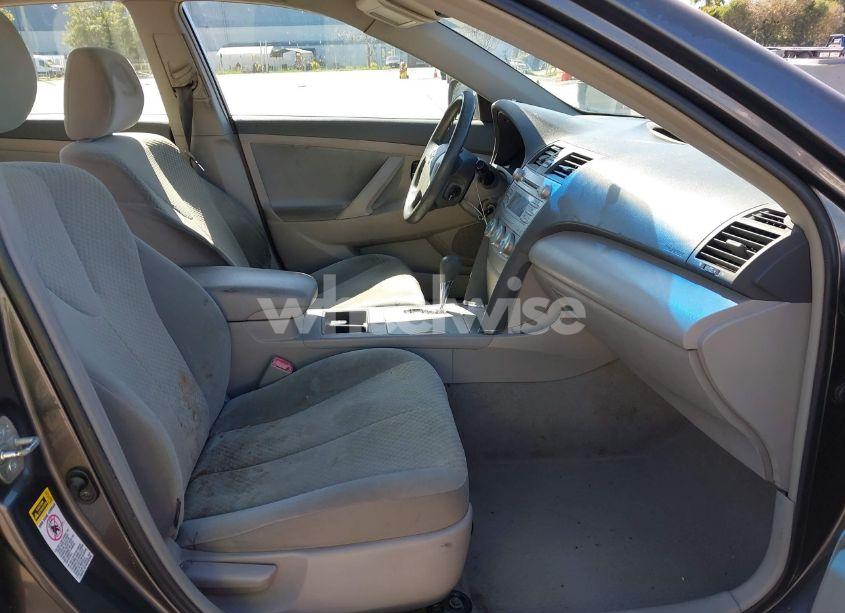 Photo 5 of 2008 Toyota Camry LE (VIN 4T4BE46K68R040549)