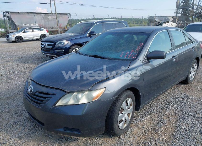 Photo 2 of 2009 Toyota Camry LE (VIN 4T4BE46K69R054470)