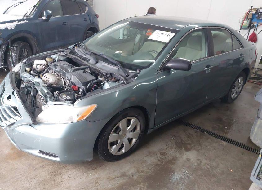 Photo 2 of 2009 Toyota Camry LE (VIN 4T4BE46K69R072192)