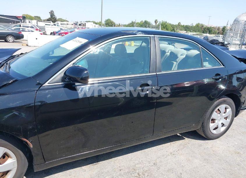 Photo 15 of 2009 Toyota Camry LE (VIN 4T4BE46K69R074475)