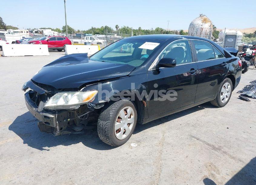 Photo 2 of 2009 Toyota Camry LE (VIN 4T4BE46K69R074475)