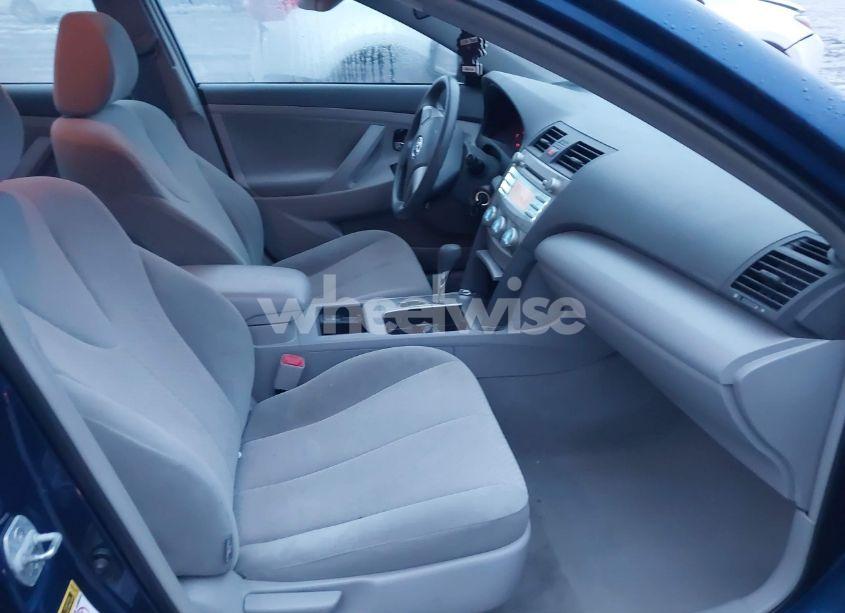 Photo 5 of 2009 Toyota Camry LE (VIN 4T4BE46K69R081796)