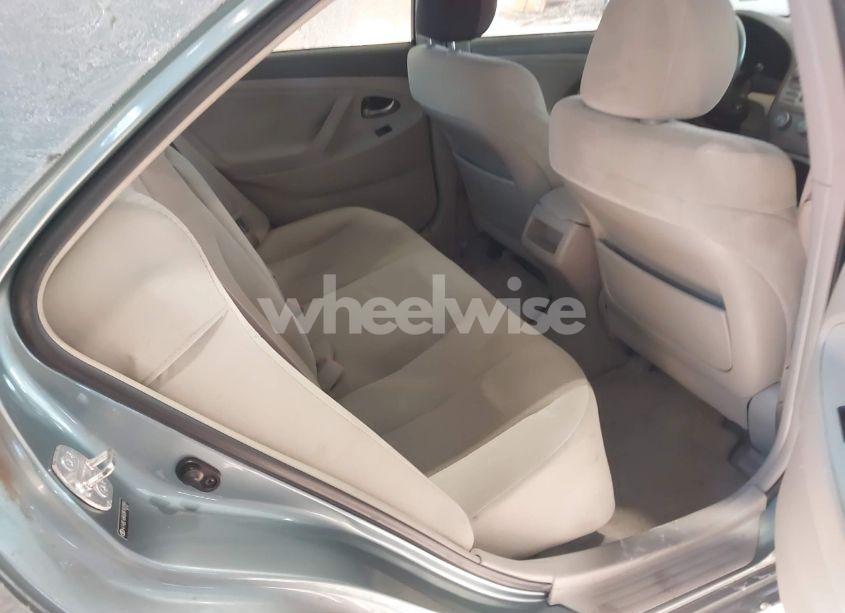 Photo 8 of 2009 Toyota Camry LE (VIN 4T4BE46K69R102064)