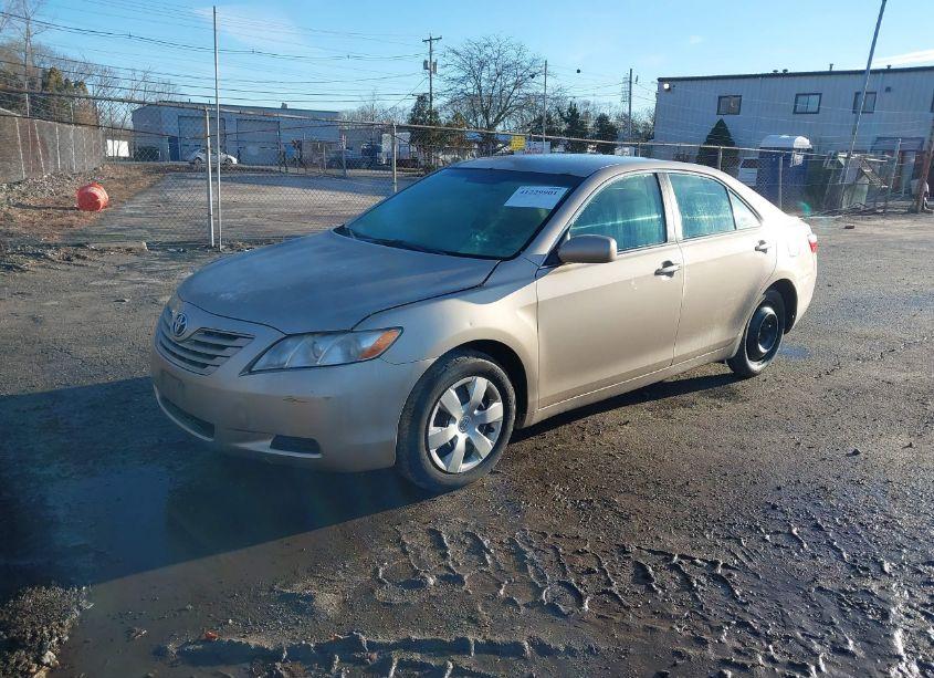 Photo 2 of 2009 Toyota Camry (VIN 4T4BE46K69R103814)