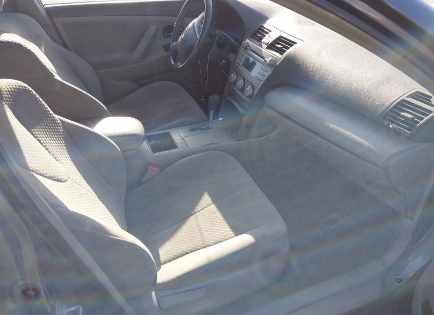 Photo 5 of 2009 Toyota Camry LE (VIN 4T4BE46K69R119544)