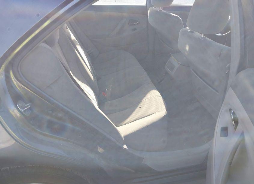 Photo 8 of 2009 Toyota Camry LE (VIN 4T4BE46K69R119544)