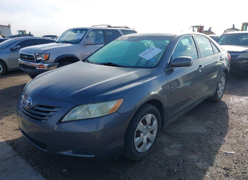 Photo 2 of 2009 Toyota Camry LE (VIN 4T4BE46K79R059922)