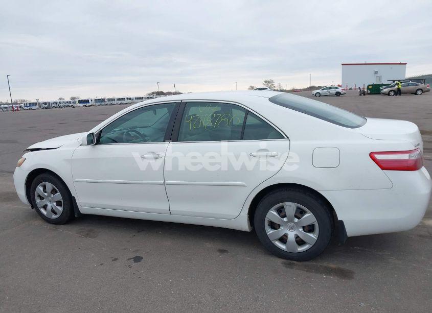 Photo 13 of 2009 Toyota Camry LE (VIN 4T4BE46K79R073464)