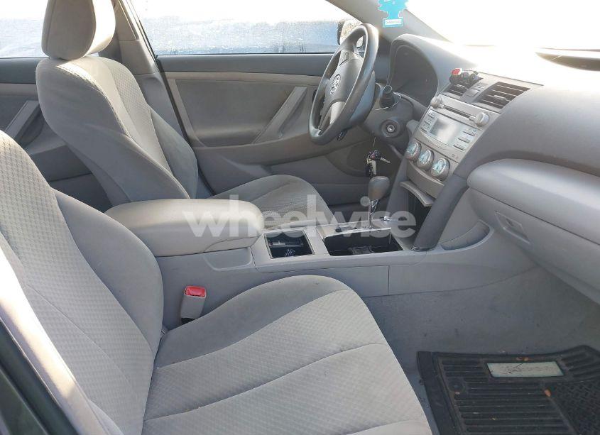 Photo 5 of 2009 Toyota Camry LE (VIN 4T4BE46K79R091267)