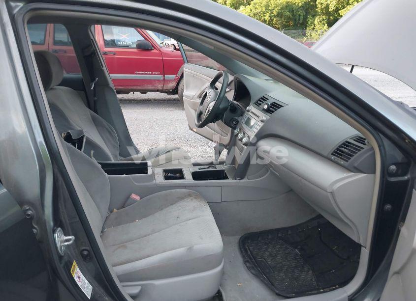 Photo 5 of 2009 Toyota Camry LE (VIN 4T4BE46K79R091981)