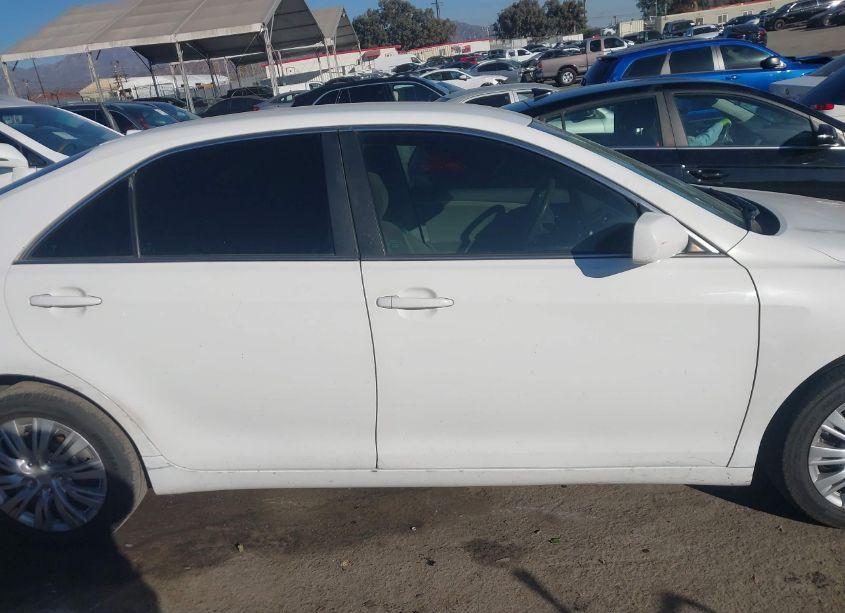 Photo 14 of 2009 Toyota Camry LE (VIN 4T4BE46K79R108309)