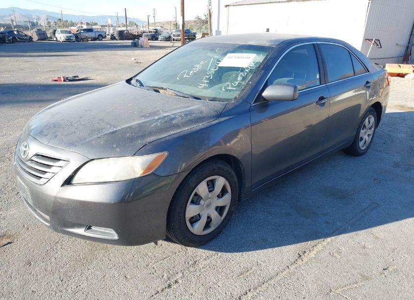 Photo 2 of 2009 Toyota Camry LE (VIN 4T4BE46K79R108715)