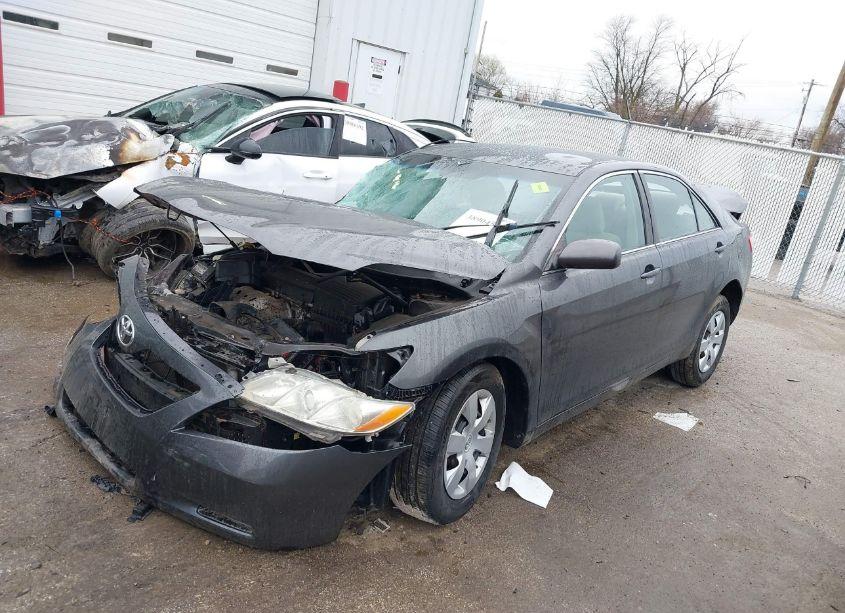 Photo 2 of 2009 Toyota Camry LE (VIN 4T4BE46K79R122775)