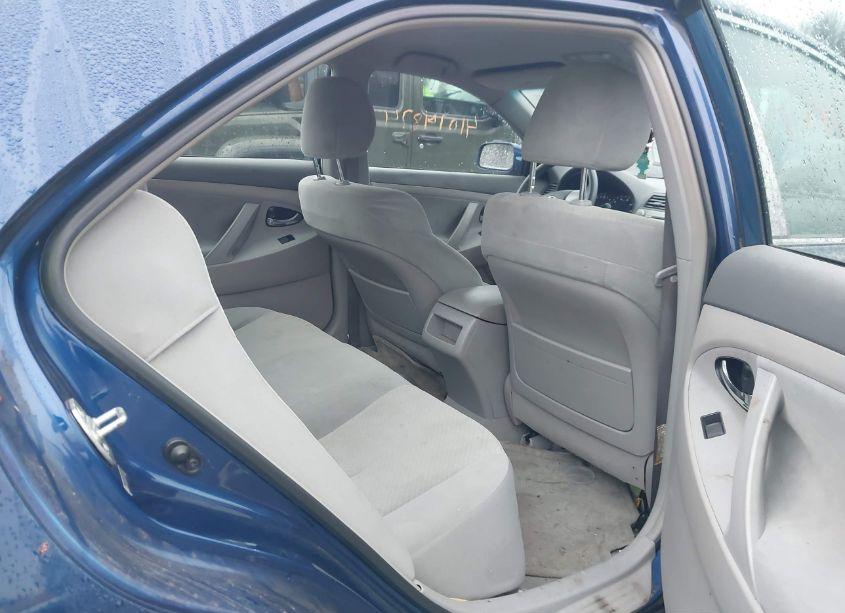 Photo 8 of 2009 Toyota Camry LE (VIN 4T4BE46K79R127457)