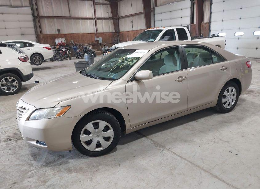 Photo 2 of 2009 Toyota Camry LE (VIN 4T4BE46K79R128012)