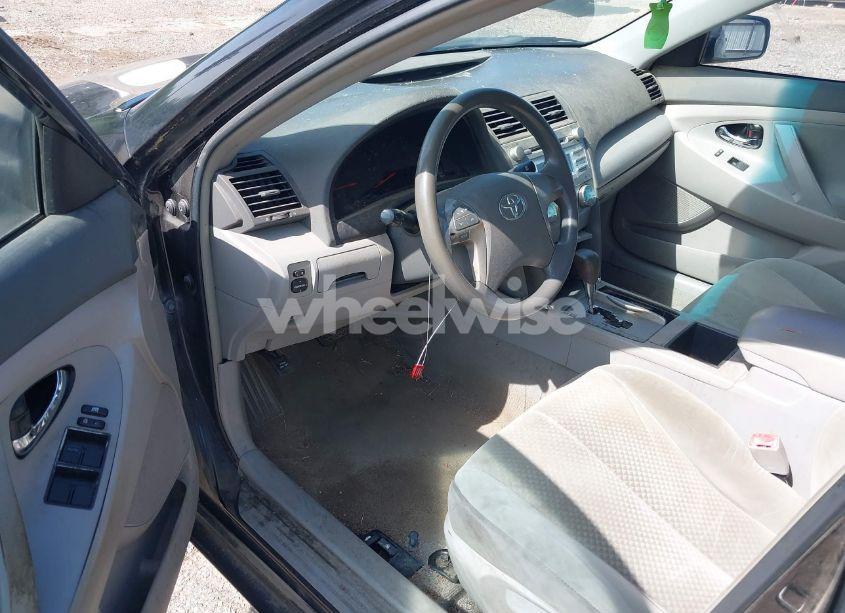 Photo 14 of 2009 Toyota Camry (VIN 4T4BE46K79R132741)