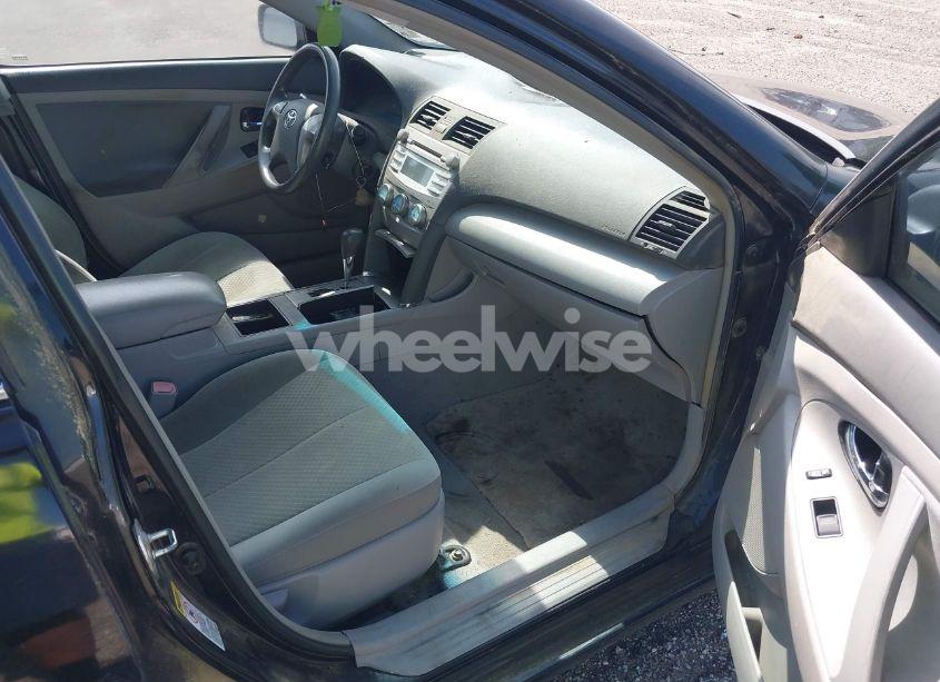 Photo 5 of 2009 Toyota Camry (VIN 4T4BE46K79R132741)