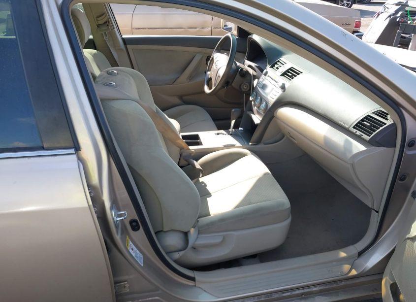 Photo 5 of 2008 Toyota Camry LE (VIN 4T4BE46K88R022599)