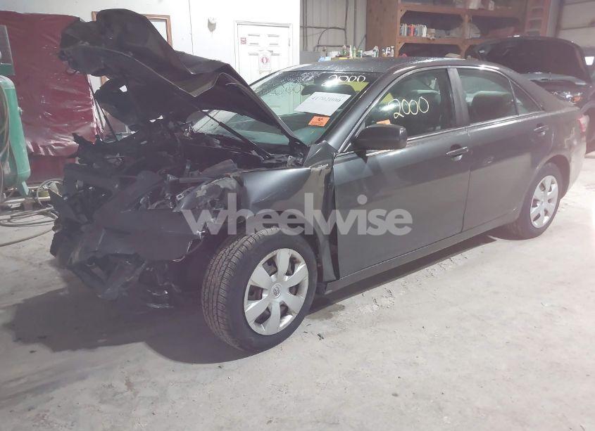 Photo 2 of 2009 Toyota Camry LE (VIN 4T4BE46K89R054969)