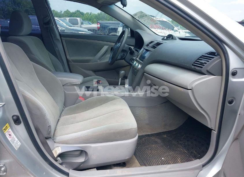 Photo 5 of 2009 Toyota Camry LE (VIN 4T4BE46K89R066765)