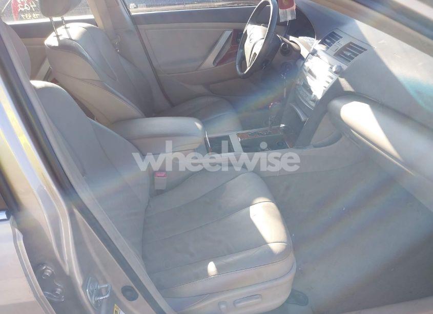 Photo 5 of 2009 Toyota Camry XLE (VIN 4T4BE46K89R071237)