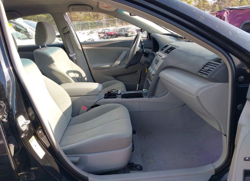 Photo 5 of 2009 Toyota Camry (VIN 4T4BE46K89R129556)