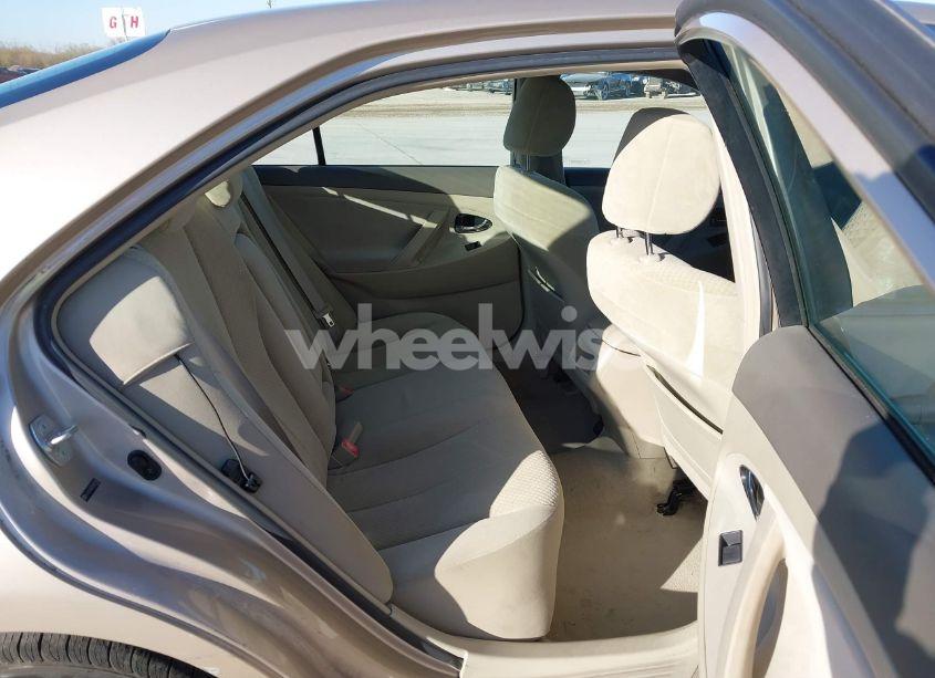 Photo 8 of 2007 Toyota Camry LE (VIN 4T4BE46K97R003798)