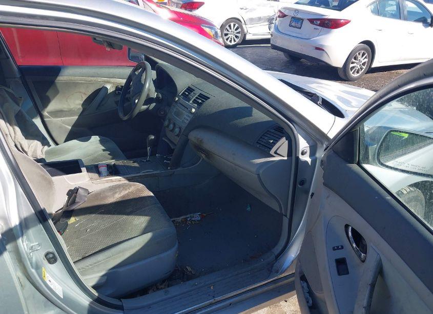 Photo 5 of 2007 Toyota Camry LE (VIN 4T4BE46K97R005230)