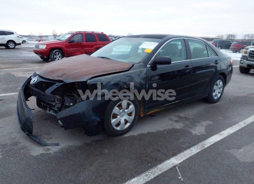 Photo 2 of 2007 Toyota Camry LE (VIN 4T4BE46K97R007981)