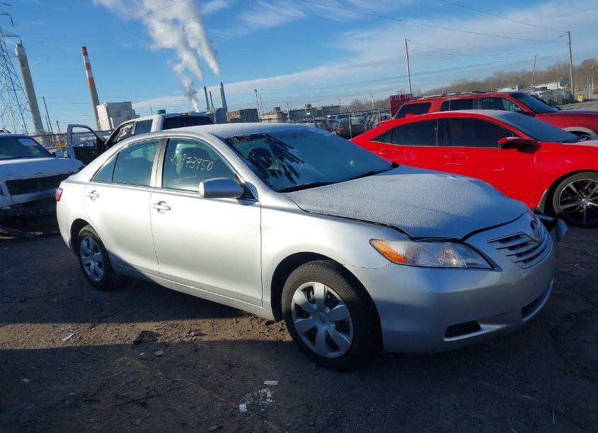 2008 Toyota Camry LE (VIN 4T4BE46K98R025835) main photo