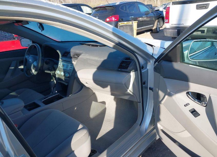 Photo 5 of 2008 Toyota Camry LE (VIN 4T4BE46K98R025835)