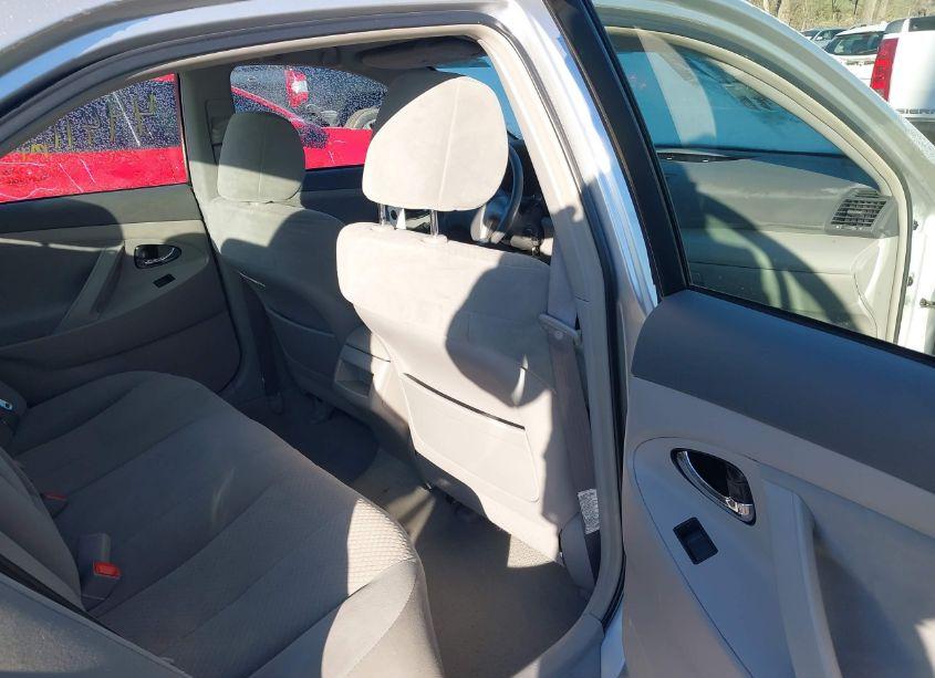 Photo 8 of 2008 Toyota Camry LE (VIN 4T4BE46K98R025835)