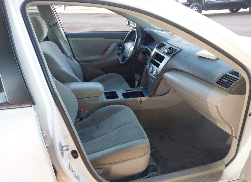 Photo 5 of 2009 Toyota Camry LE (VIN 4T4BE46K99R068461)