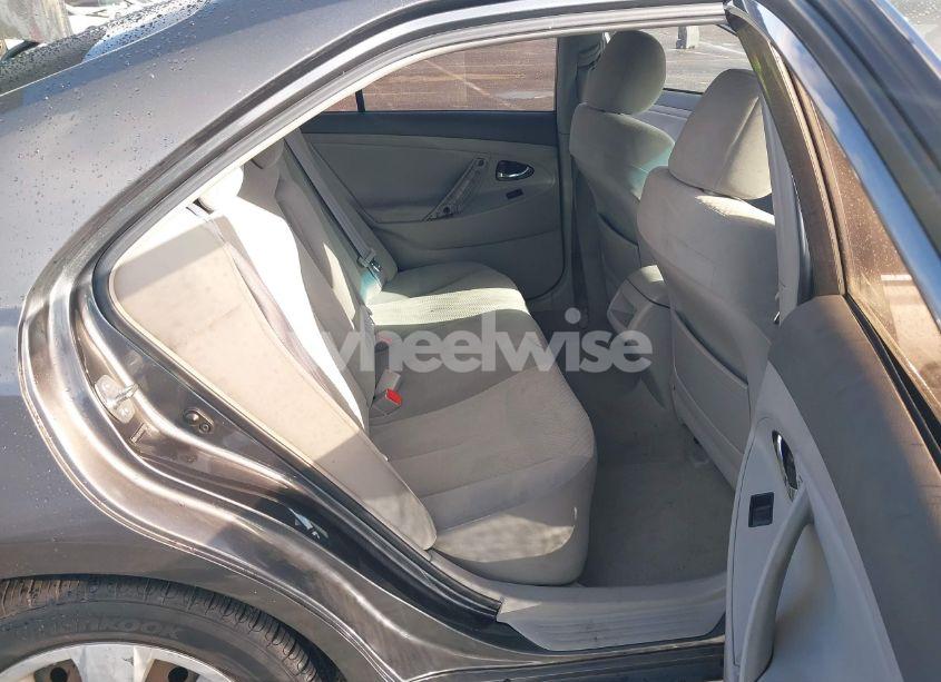 Photo 8 of 2009 Toyota Camry LE (VIN 4T4BE46K99R105881)