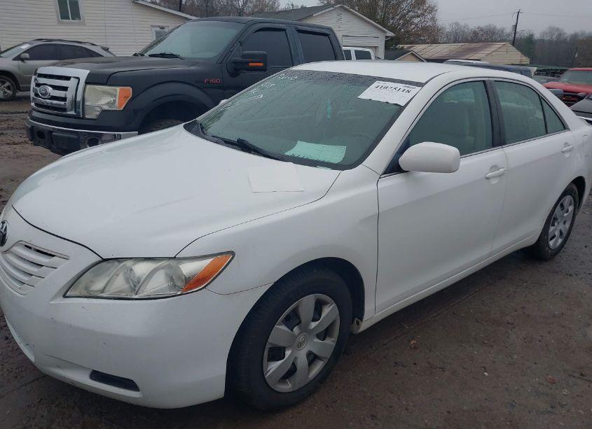 Photo 2 of 2009 Toyota Camry LE (VIN 4T4BE46K99R116864)