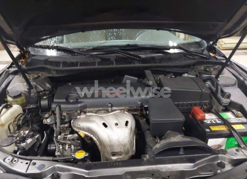 Photo 10 of 2009 Toyota Camry LE (VIN 4T4BE46K99R118324)