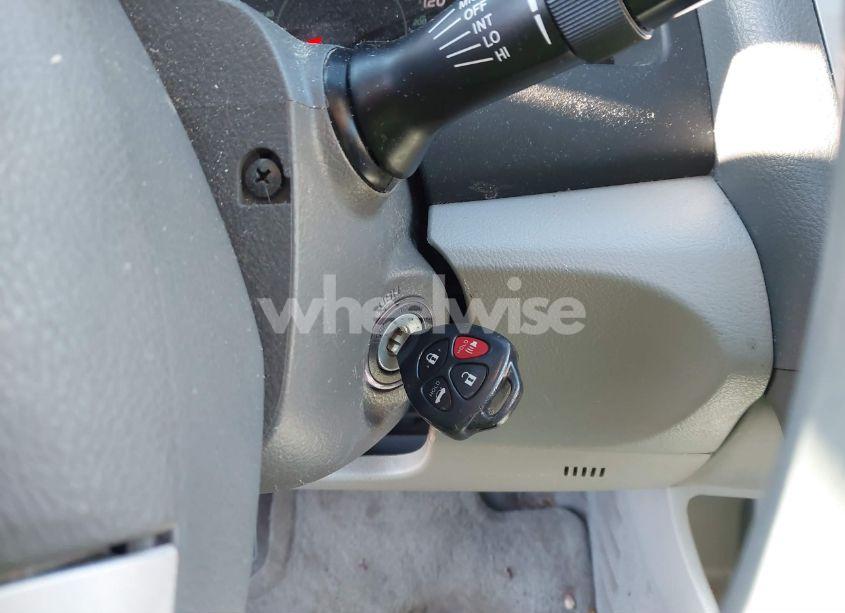 Photo 11 of 2008 Toyota Camry LE (VIN 4T4BE46KX8R025830)