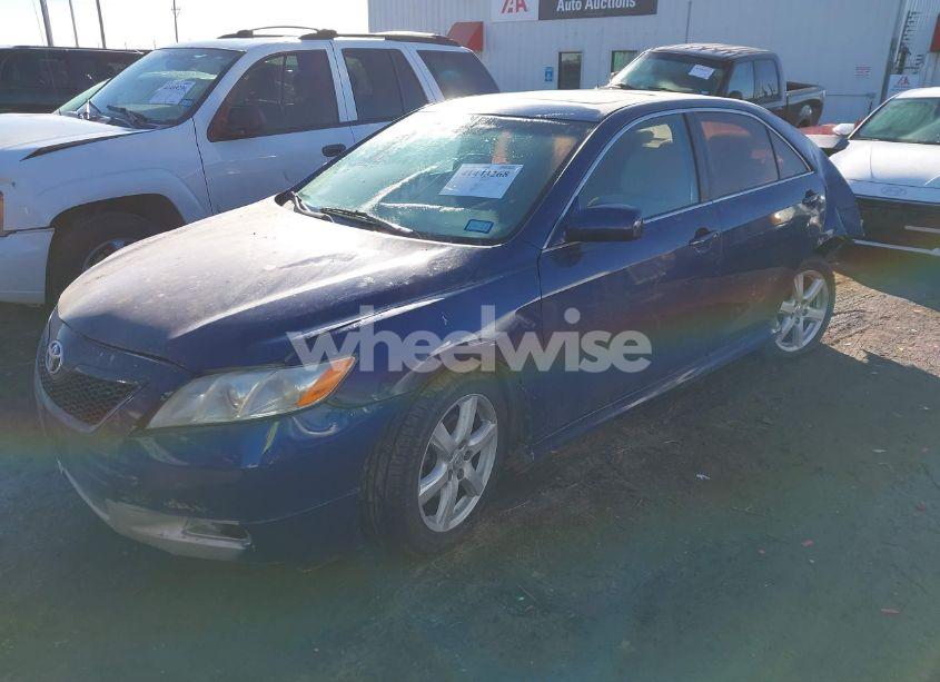 Photo 2 of 2008 Toyota Camry LE (VIN 4T4BE46KX8R030123)