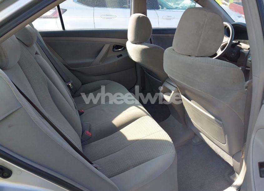 Photo 8 of 2008 Toyota Camry LE (VIN 4T4BE46KX8R037735)