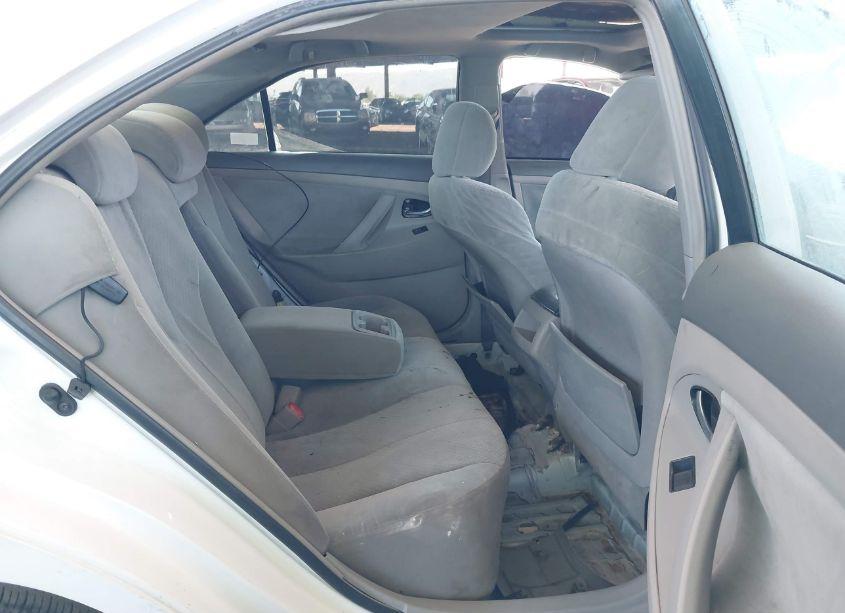 Photo 8 of 2008 Toyota Camry LE (VIN 4T4BE46KX8R039100)