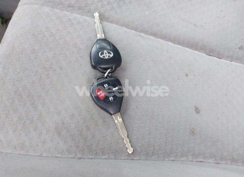 Photo 11 of 2009 Toyota Camry LE (VIN 4T4BE46KX9R065116)