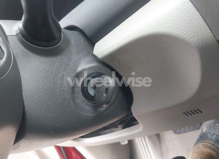Photo 11 of 2009 Toyota Camry LE (VIN 4T4BE46KX9R065410)