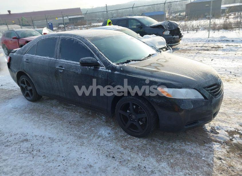 2009 Toyota Camry LE (VIN 4T4BE46KX9R073152) main photo