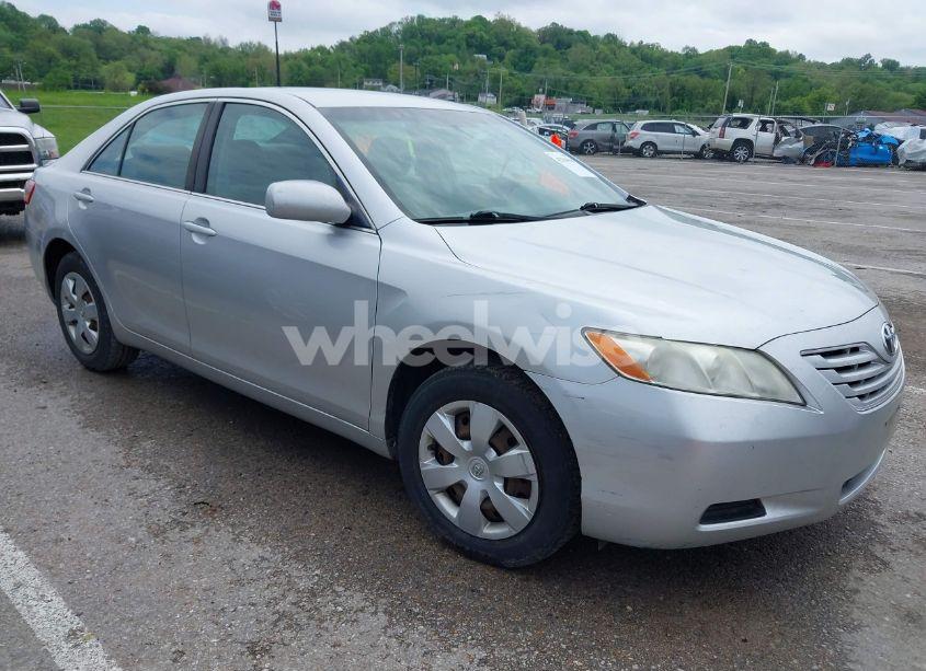 2009 Toyota Camry LE (VIN 4T4BE46KX9R086984) main photo