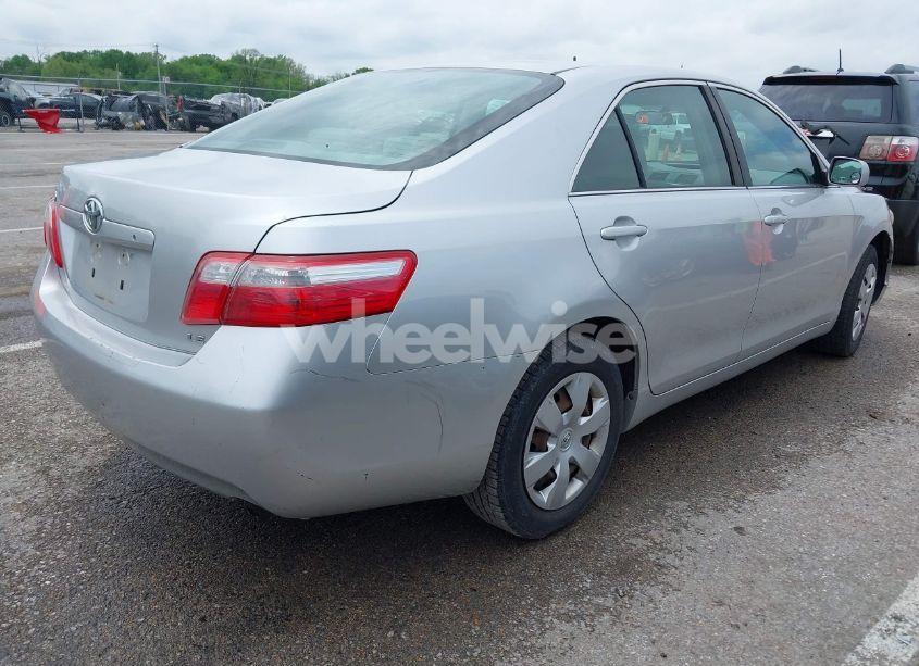 Photo 4 of 2009 Toyota Camry LE (VIN 4T4BE46KX9R086984)