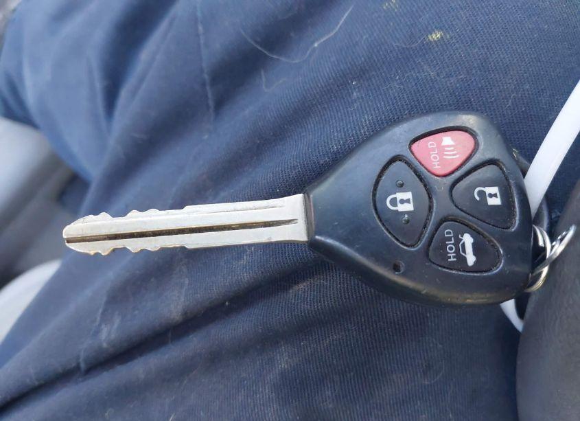 Photo 11 of 2009 Toyota Camry LE (VIN 4T4BE46KX9R087410)