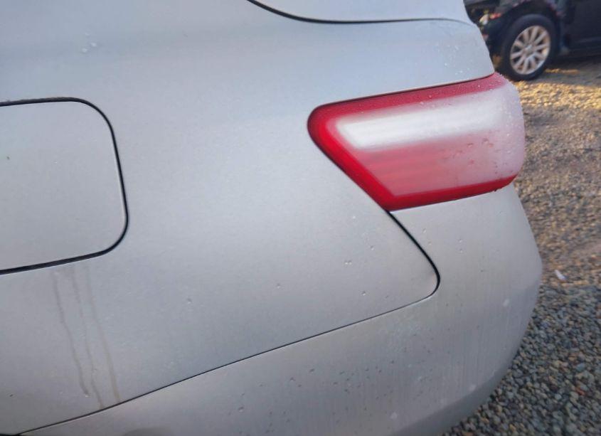 Photo 15 of 2009 Toyota Camry LE (VIN 4T4BE46KX9R087410)