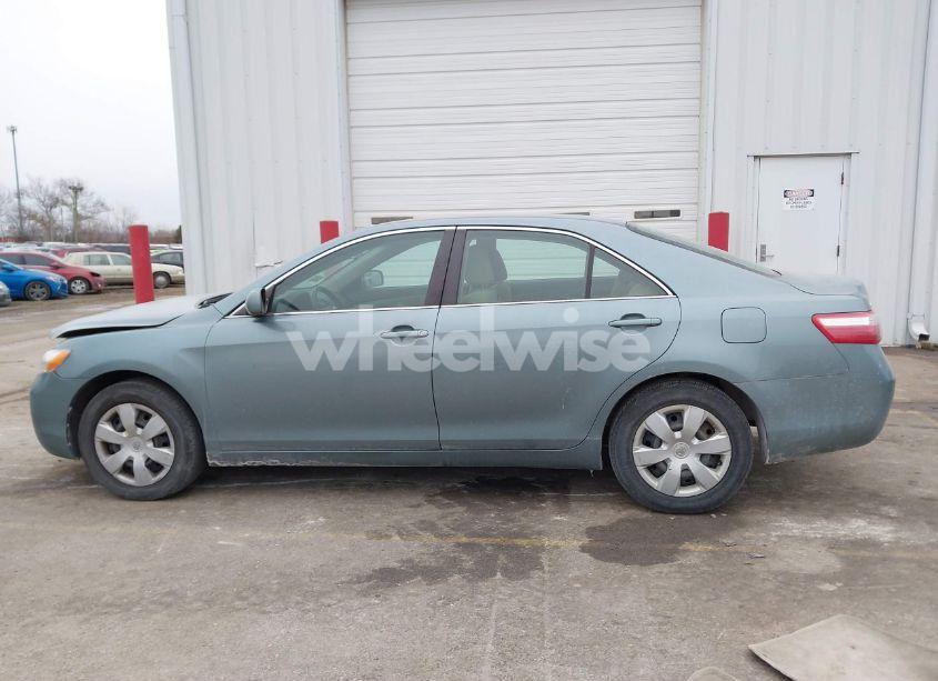 Photo 14 of 2009 Toyota Camry LE (VIN 4T4BE46KX9R088685)